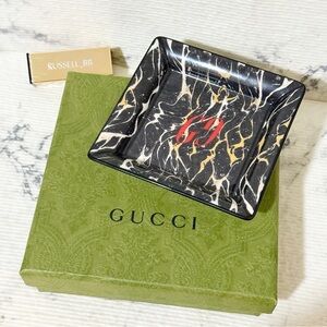 Gucci Marble-Effect Porcelain Trinket Tray – Black Multi Color (Unisex)
